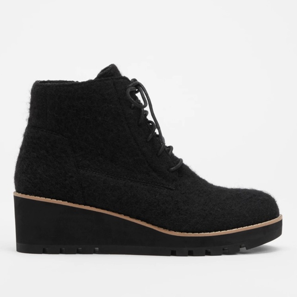 Eileen Fisher Black Crew Felted Lace-Up Bootie Size 7